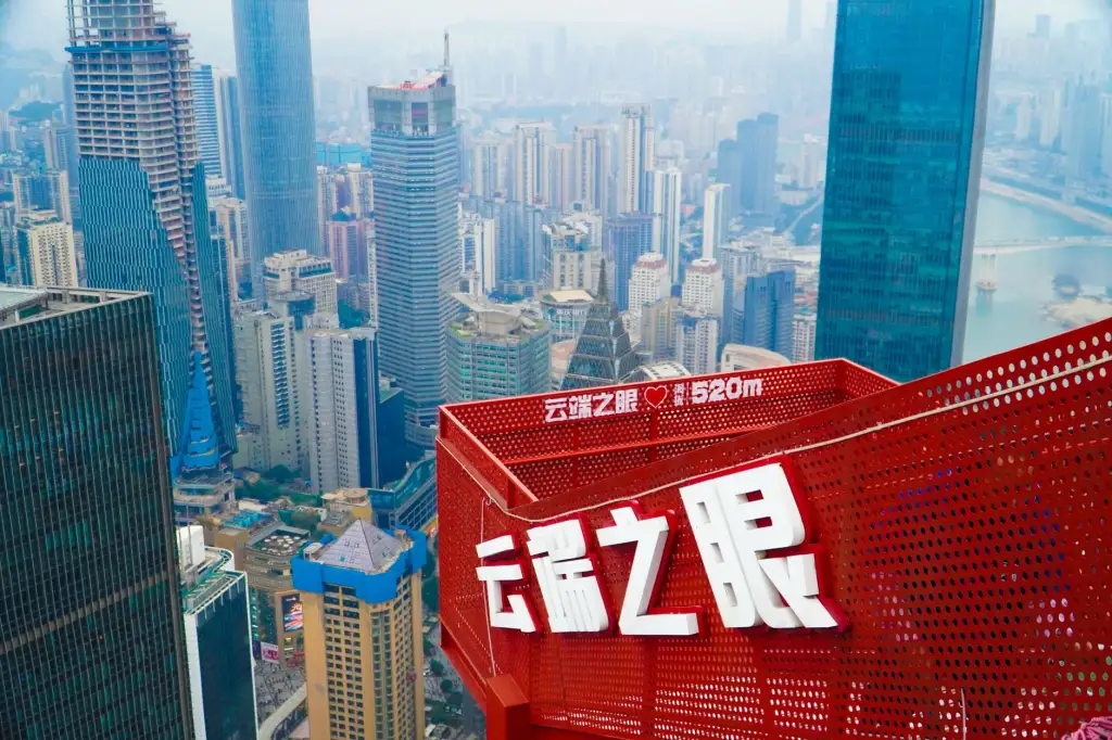 2025年企业官网建设技术趋势：自适应布局与用户体验优化