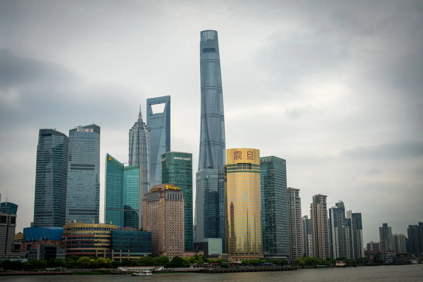 重庆企业官网建设中响应式设计的技术要点解析